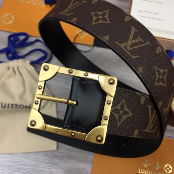 Louis Vuitton belt