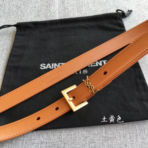 Saint Laurent belt