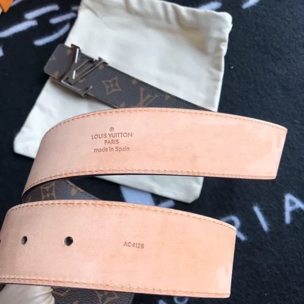 Louis Vuitton belt