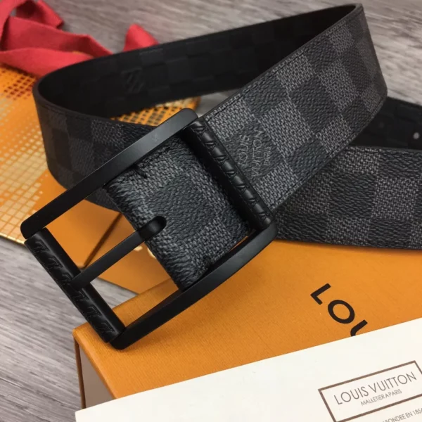 Louis Vuitton belt