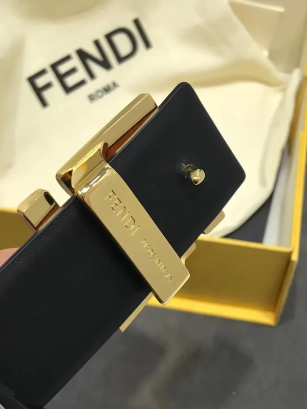 Fendi belt