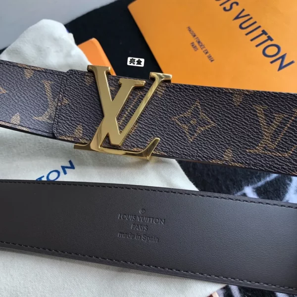 Louis Vuitton belt