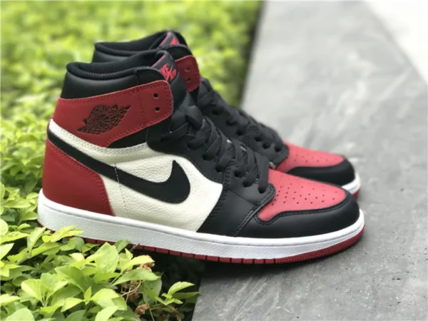 Air Jordan 1Bred Toe 2018 - 2017-12-17 - Replica shoes