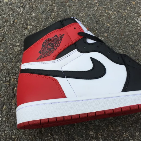 Air Jordan 1 High Black Toe AJ1 - 2018-09-18 - Replica shoes