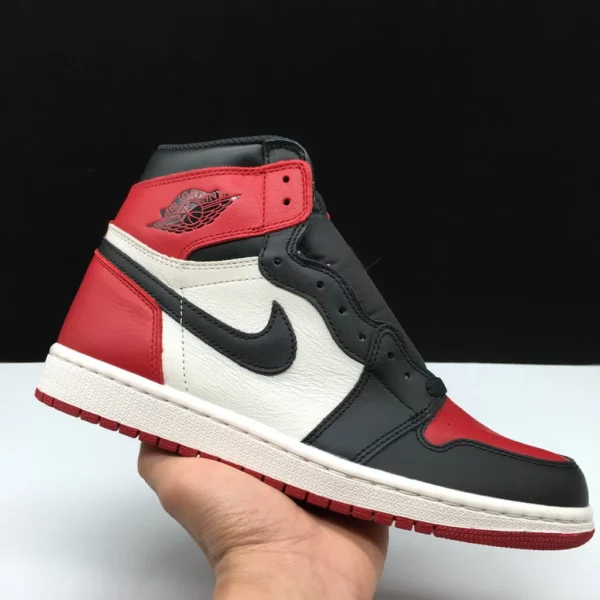 Air Jordan 1 Retro High OG Bred Toe - 2018-05-07 - Replica shoes