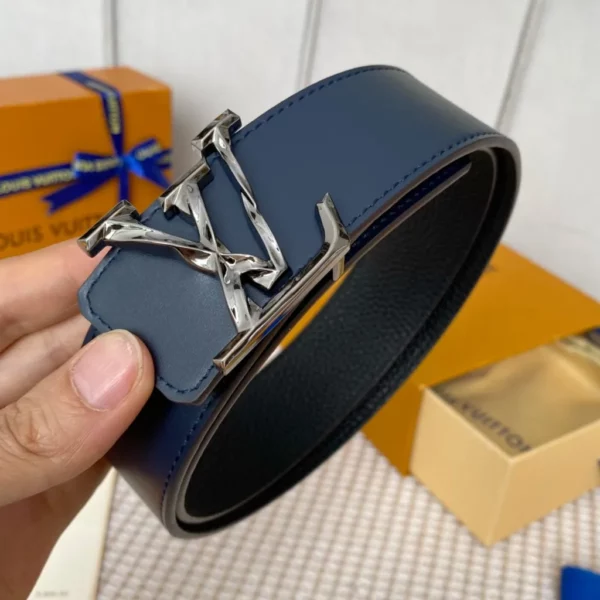 Louis Vuitton belt