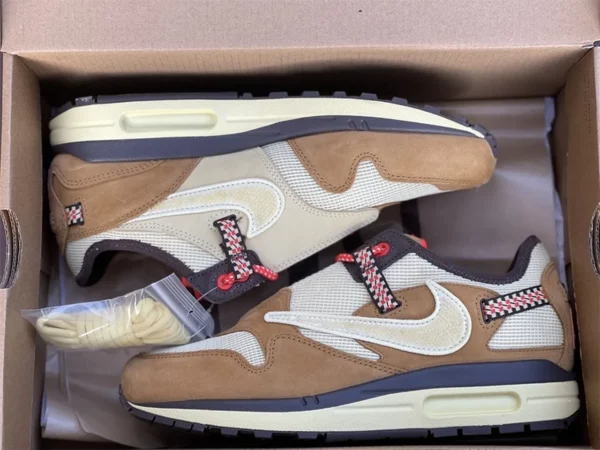 Travis Scott x Nike Air Max 1 - Replica shoes