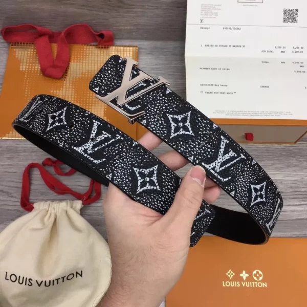 Louis Vuitton belt