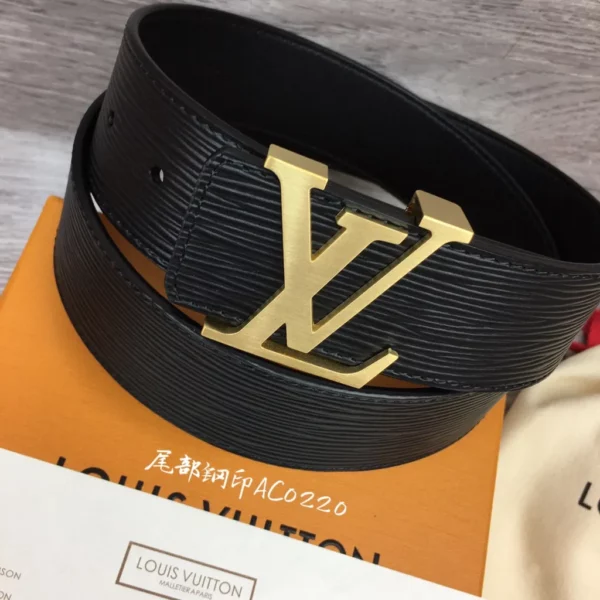 Louis Vuitton belt