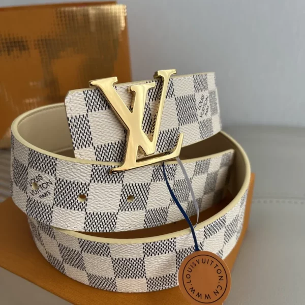 Louis Vuitton belt