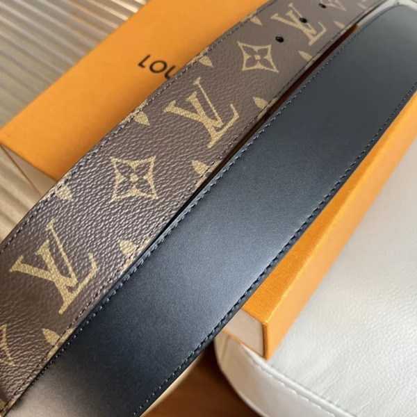 Louis Vuitton belt