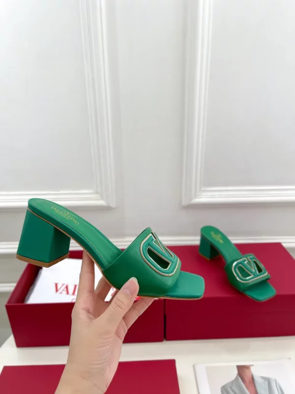 Valentino shoes - Reps shoes