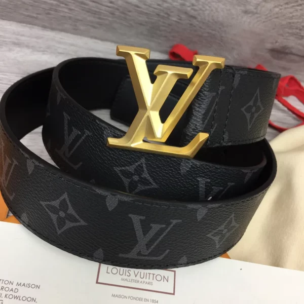 Louis Vuitton belt