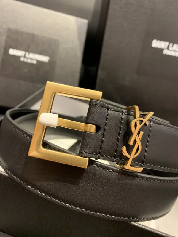 Saint Laurent belt