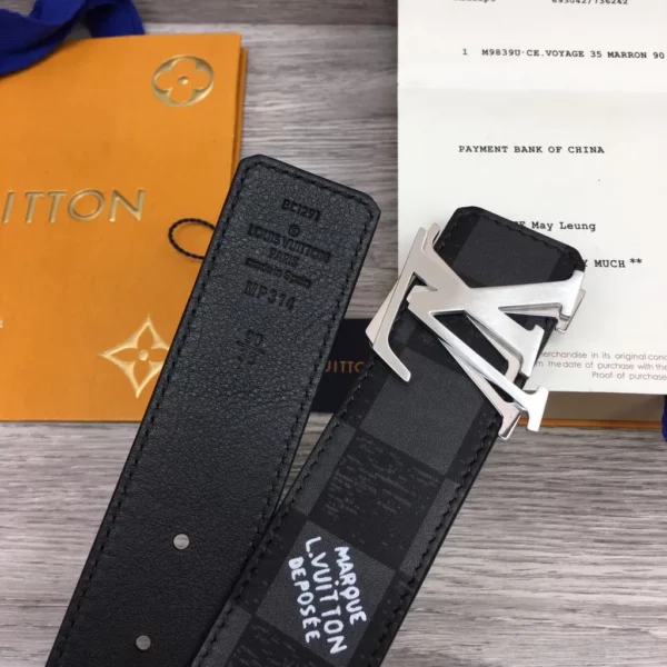 Louis Vuitton belt