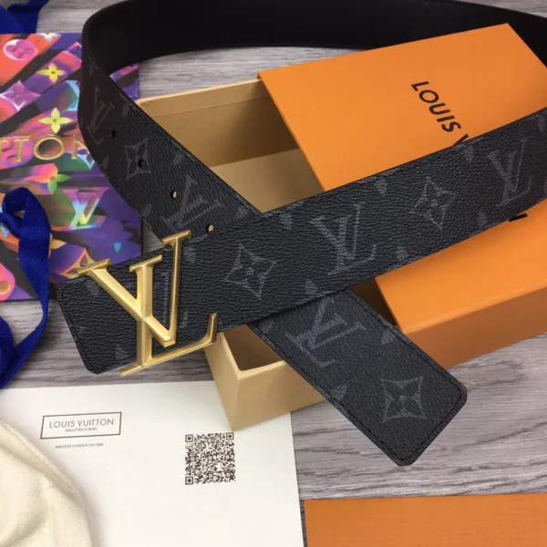 Louis Vuitton belt