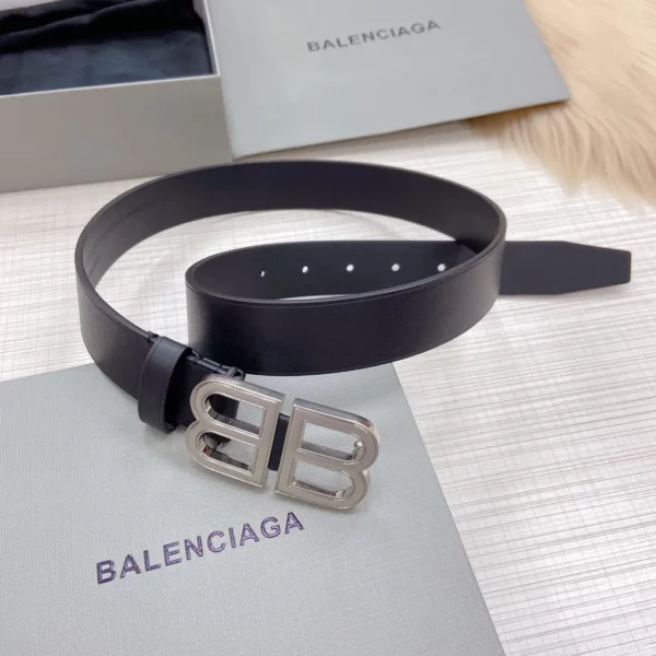 Balenciaga belt