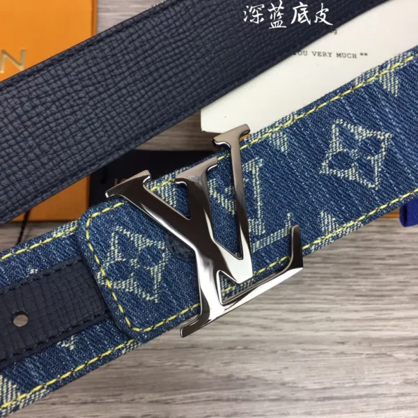 Louis Vuitton belt