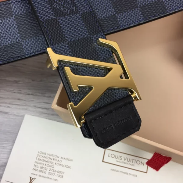 Louis Vuitton belt