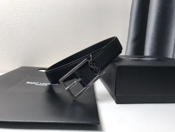 Saint Laurent belt