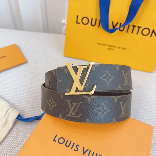 Louis Vuitton belt