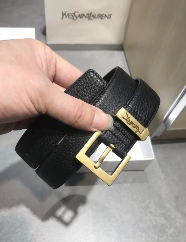 Saint Laurent belt