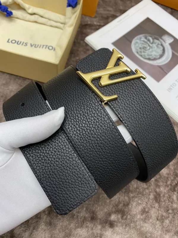 Louis Vuitton belt