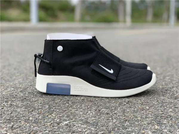 Fear of God x Nike Air Fear Of God Mid Moccasin - 2019-05-04 - Replica shoes