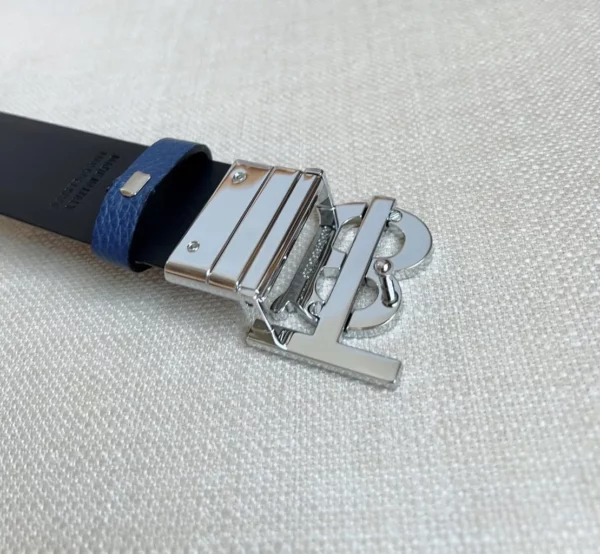 Burberry belt