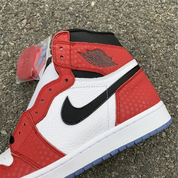 Air Jordan 1 Retro High OG Chicago Crystal - 2019-01-04 - Replica shoes