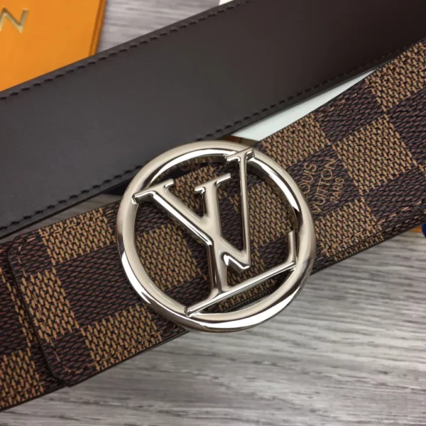 Louis Vuitton belt