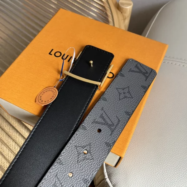 Louis Vuitton belt