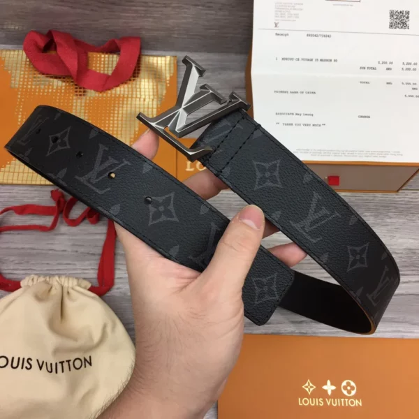 Louis Vuitton belt