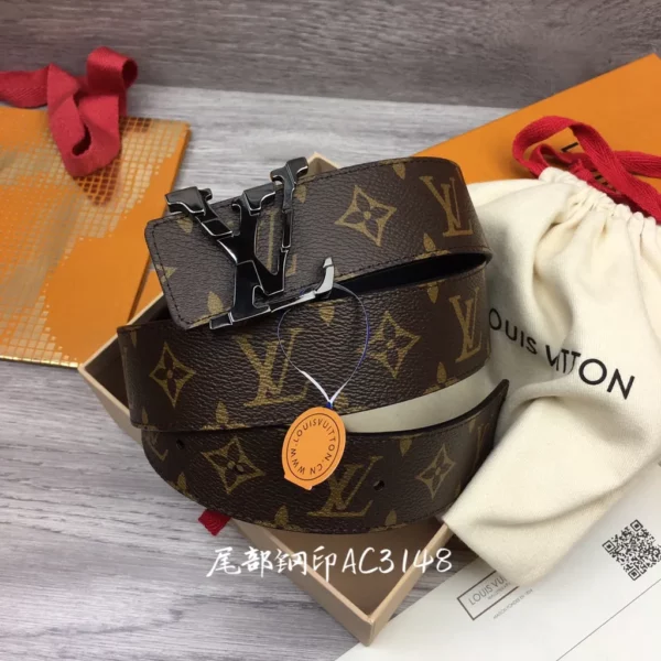 Louis Vuitton belt