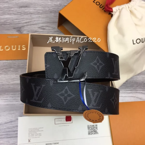 Louis Vuitton belt