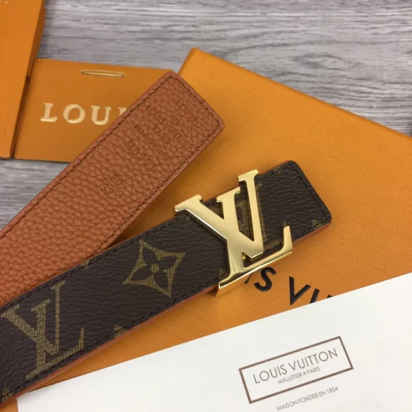 Louis Vuitton belt