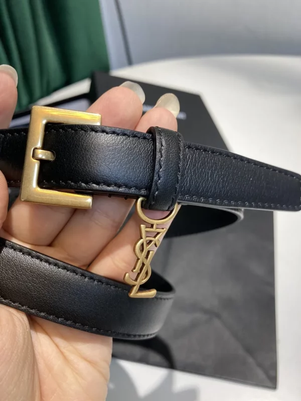 Saint Laurent belt