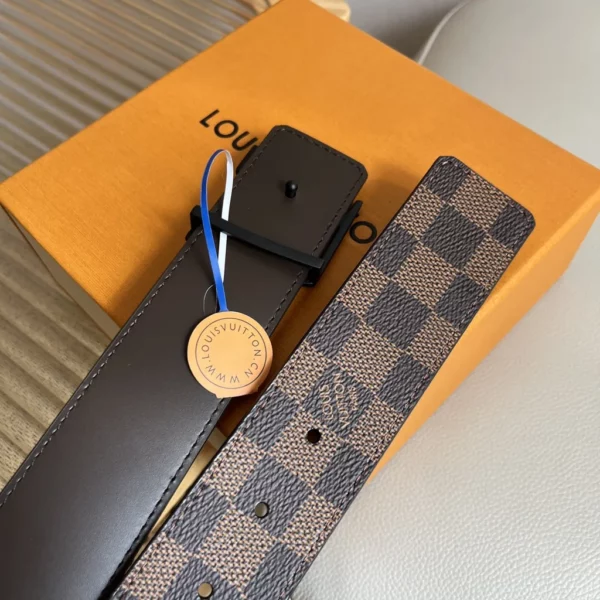 Louis Vuitton belt