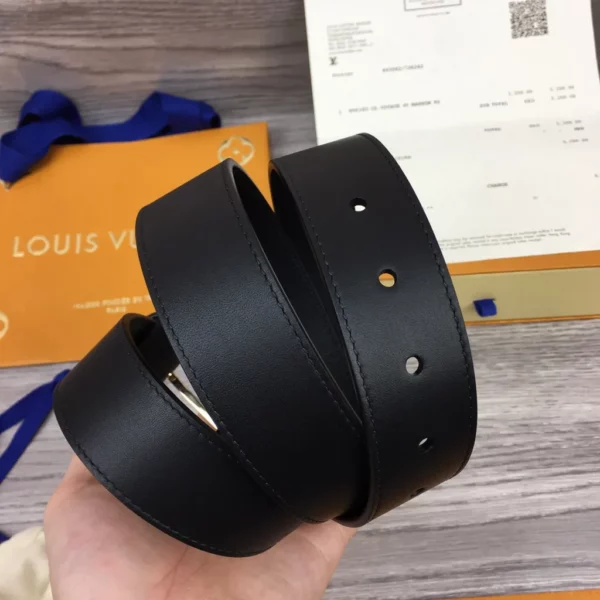 Louis Vuitton belt