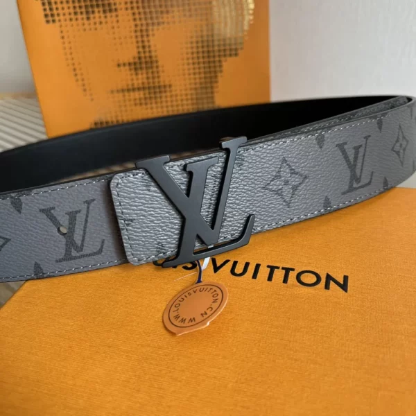 Louis Vuitton belt