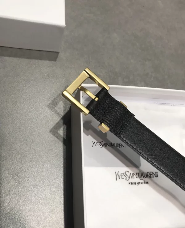 Saint Laurent belt