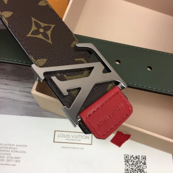 Louis Vuitton belt