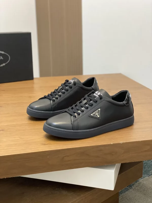 Prada shoes - Replica shoes