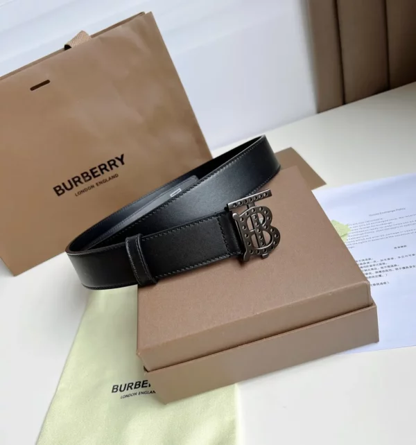 Burberry belt