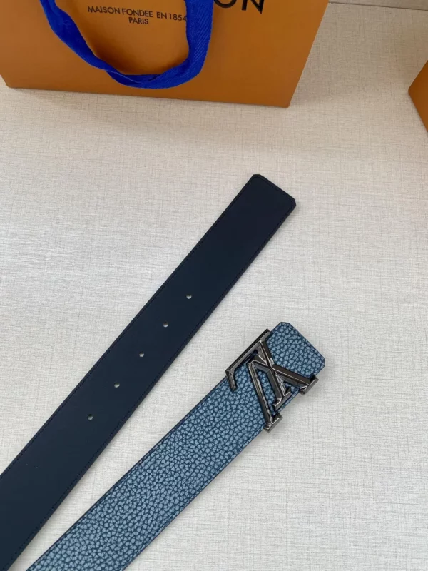 Louis Vuitton belt