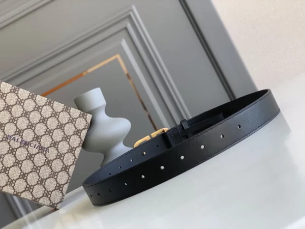 Balenciaga belt