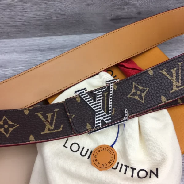 Louis Vuitton belt