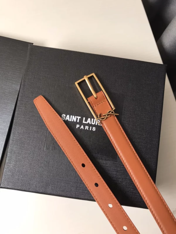 Saint Laurent belt