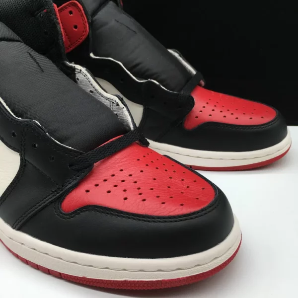 Air Jordan 1 Retro High OG Bred Toe - 2018-05-07 - Replica shoes