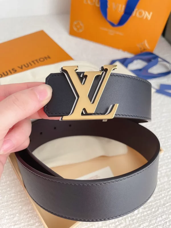 Louis Vuitton belt